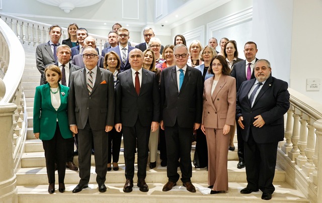 Ilie Bolojan a prezentat măsurile de echilibrare bugetară în cadrul întâlnirii cu ambasadorii UE