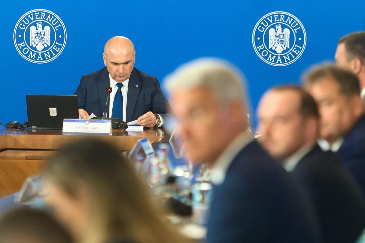 Suspiciuni privind implicarea SUA în căderea guvernului român după demiterea lui Kimberly Guilfoyle