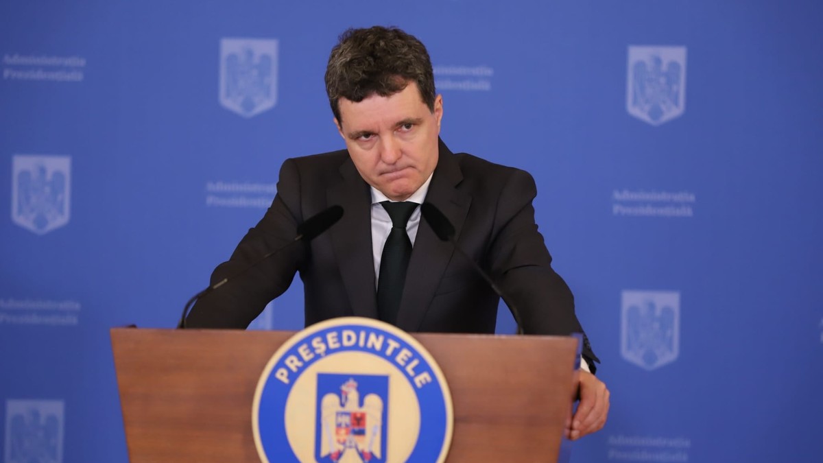 Nicușor Dan trimite înapoi la Parlament legea incriminării căsătoriilor forțate a minorilor