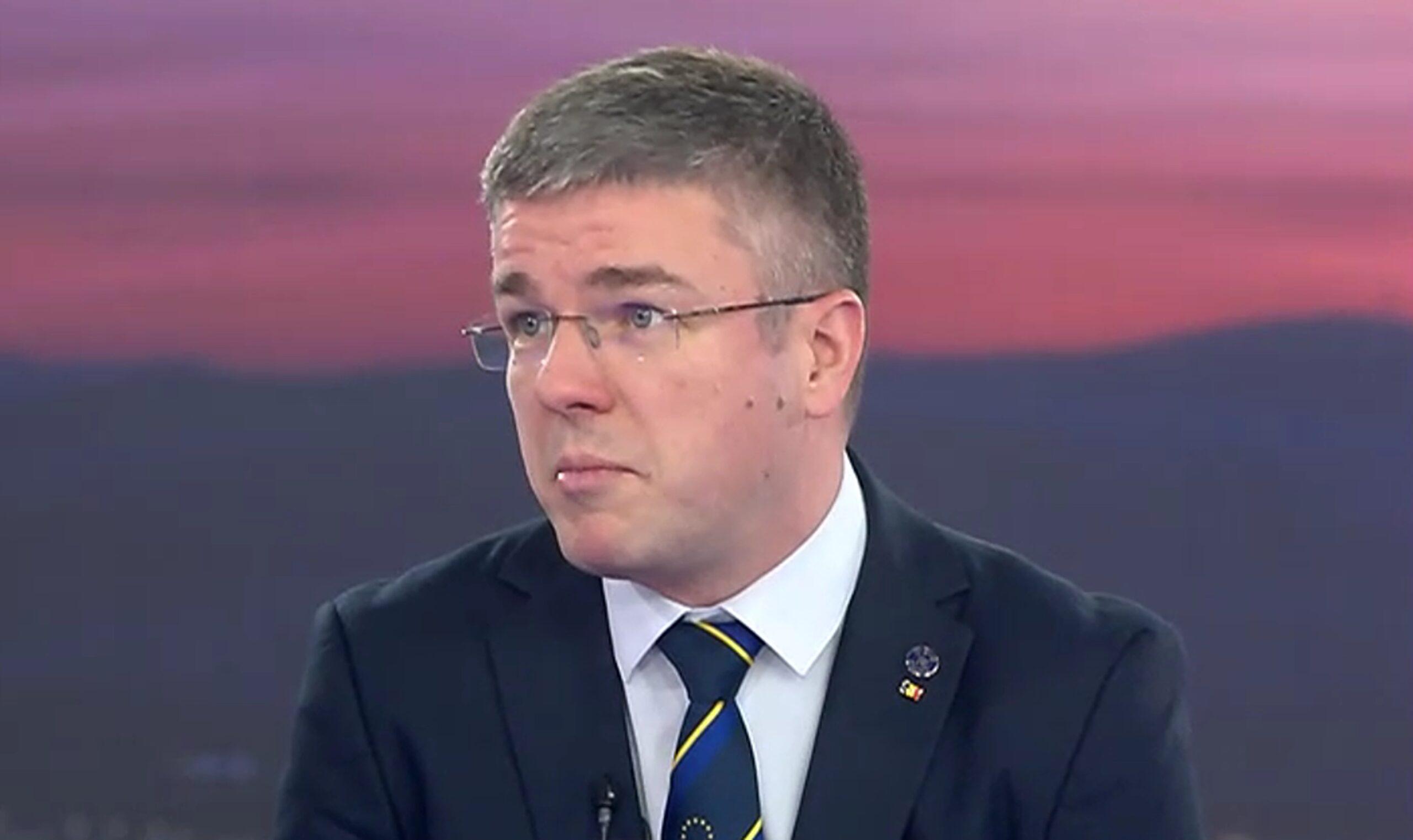 Critici dure la adresa planului USR pentru reorganizarea ROMARM: lipsesc soluții concrete