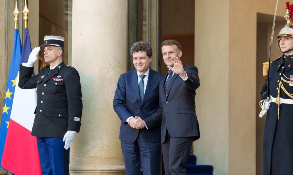 Nicușor Dan și Emmanuel Macron au discutat despre securitatea Mării Negre și candidatura României la OIF
