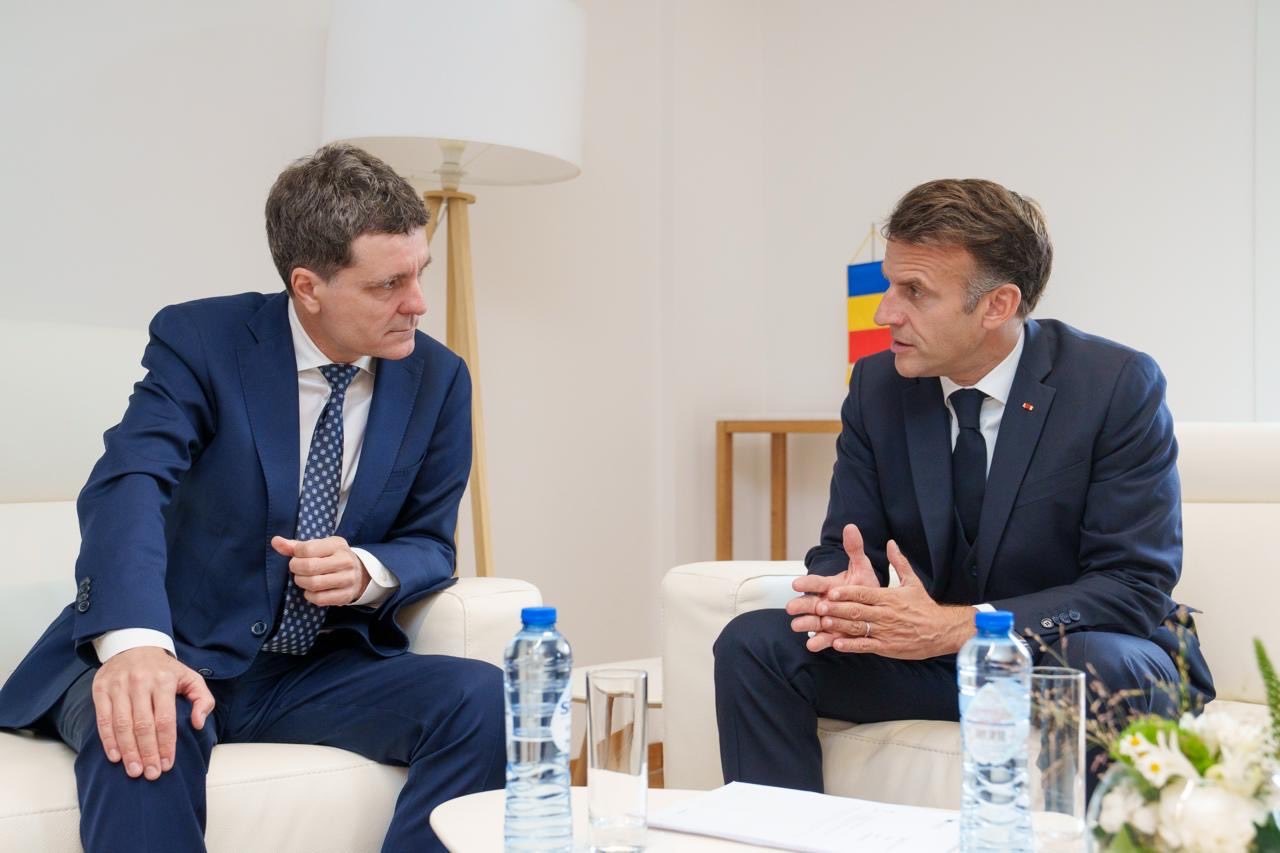 Nicușor Dan și Emmanuel Macron au discutat despre securitatea în Marea Neagră și candidatura României la OIF