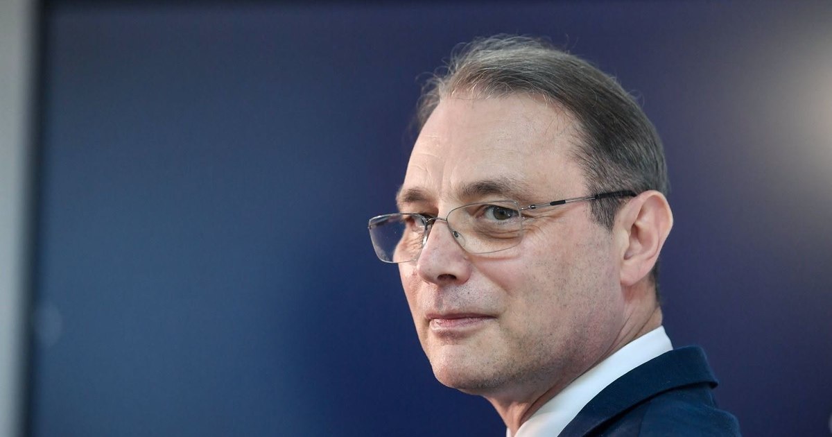 Calendarul activităților Guvernului Luca Niculescu: depunerea jurământului și prima ședință de Cabinet