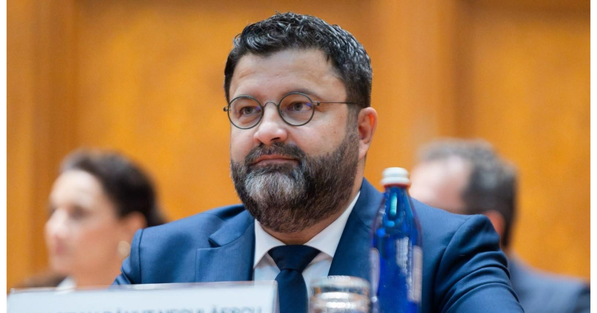Dan Neculăescu preia mandatul de ministru al Afacerilor Externe: securitatea este prioritatea principală