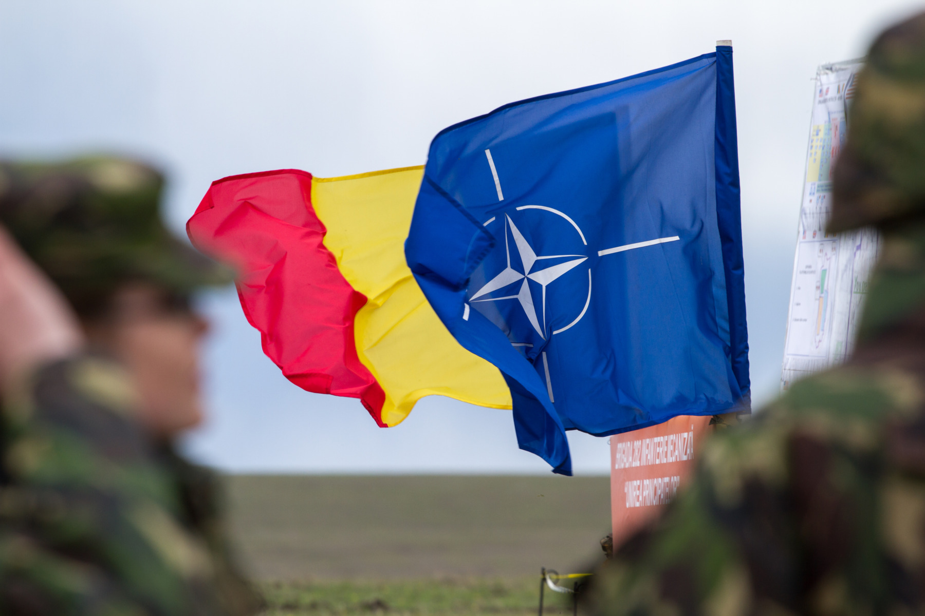 NATO va suplimenta mijloacele de supraveghere în Marea Neagră după atacurile ruse asupra navelor comerciale