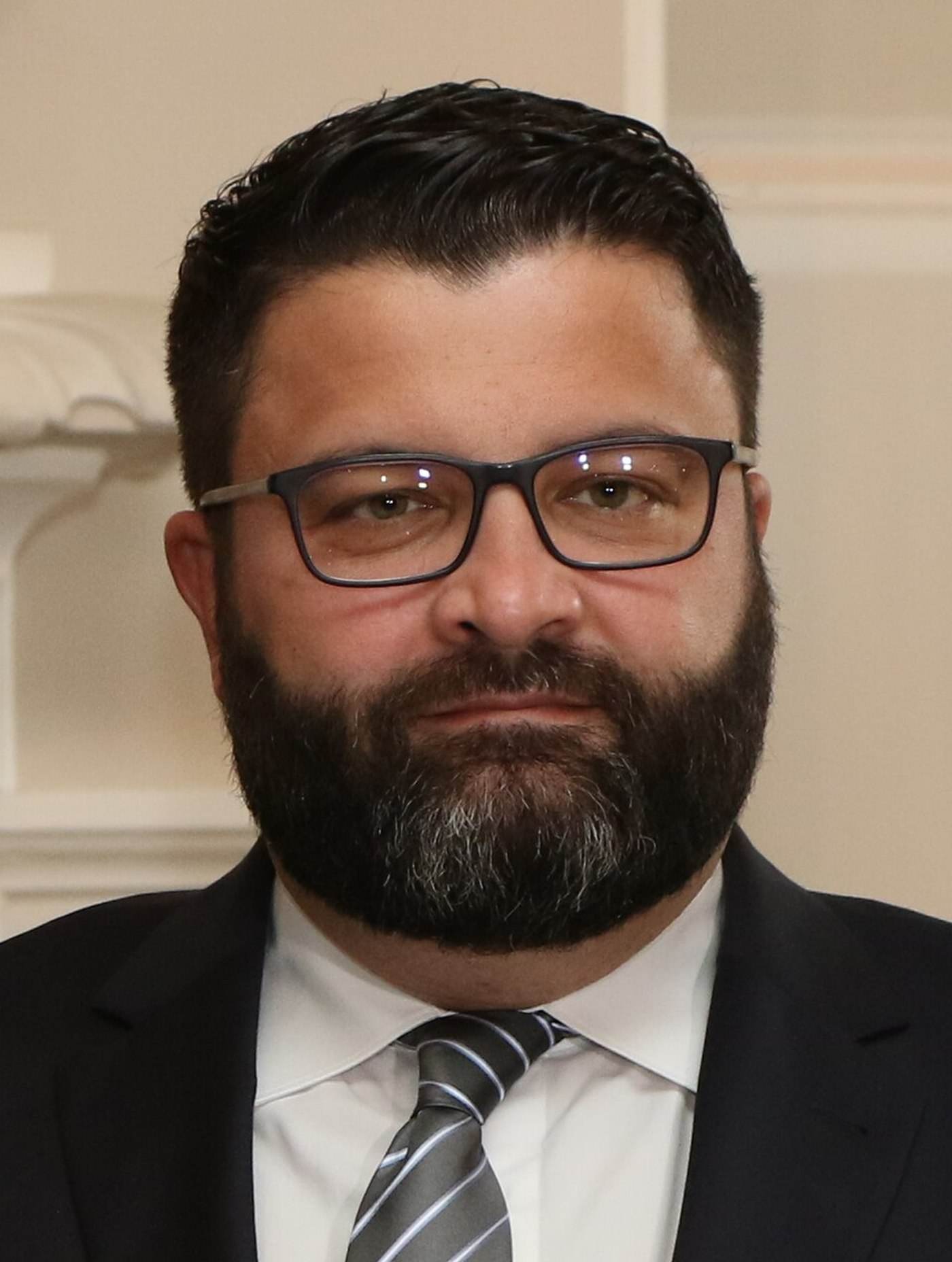 Dan Neculăescu a preluat oficial mandatul de ministru al Afacerilor Externe