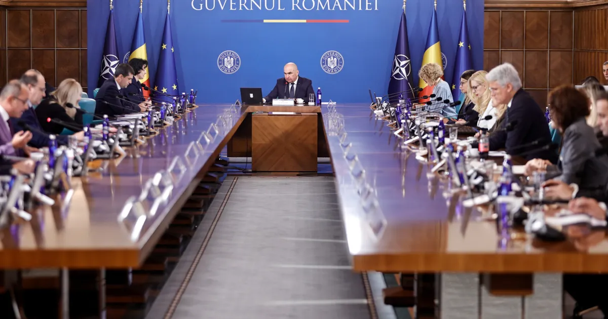 CCR analizează sesizarea lui Sorin Grindeanu privind validitatea ordonanței SAFE adoptate de Guvernul Bolojan
