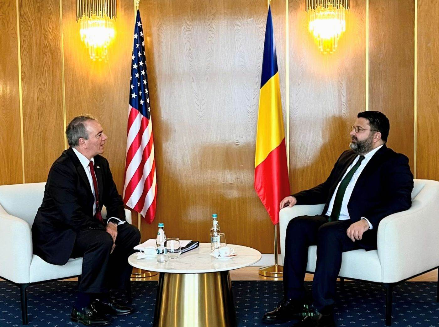 Dan Neculăescu și ambasadorul Darryl Nirenberg au discutat despre evoluția Parteneriatului Strategic
