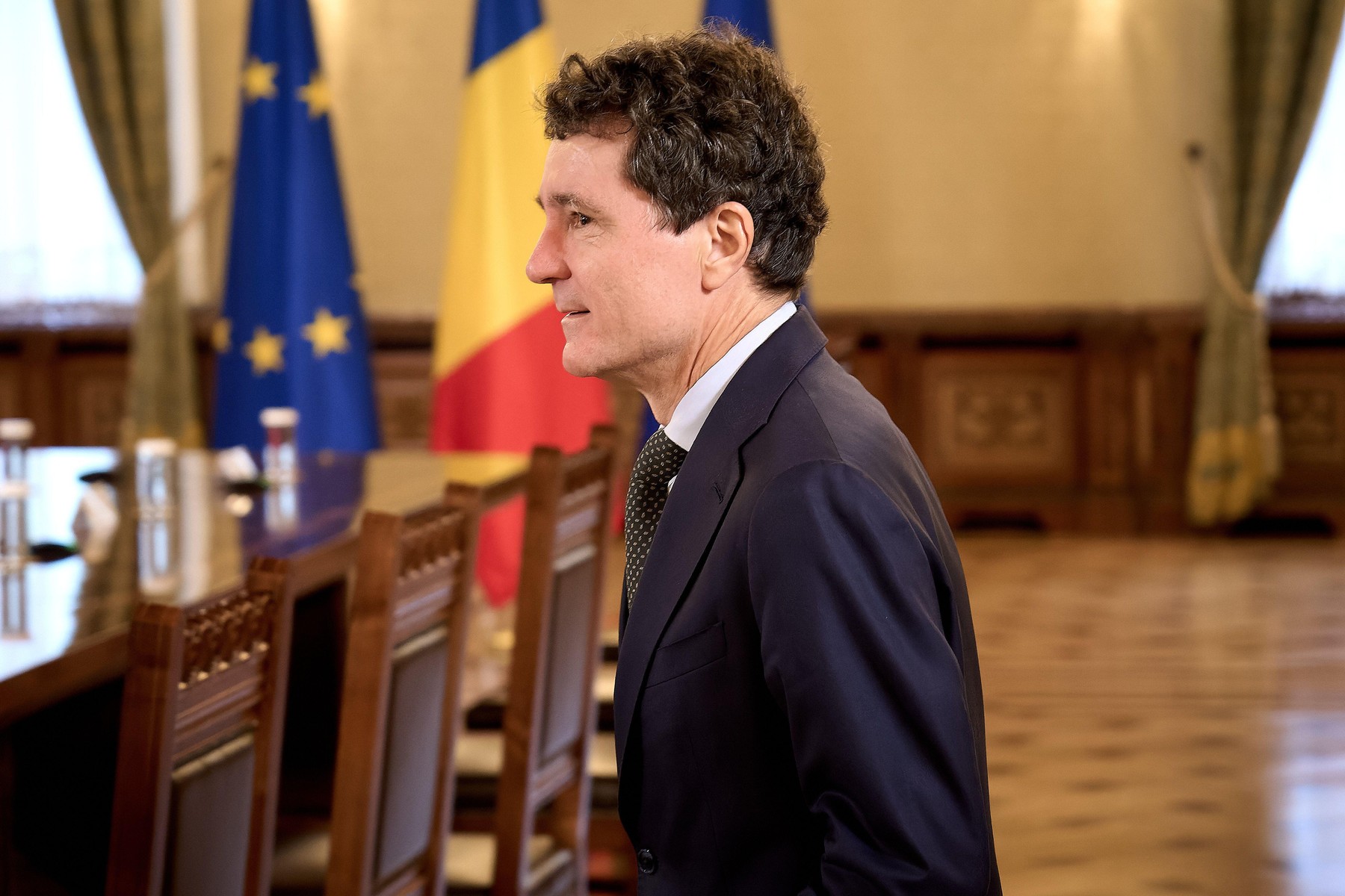 Nicușor Dan a sesizat CCR pentru legea care declară orașul Voluntari municipiu