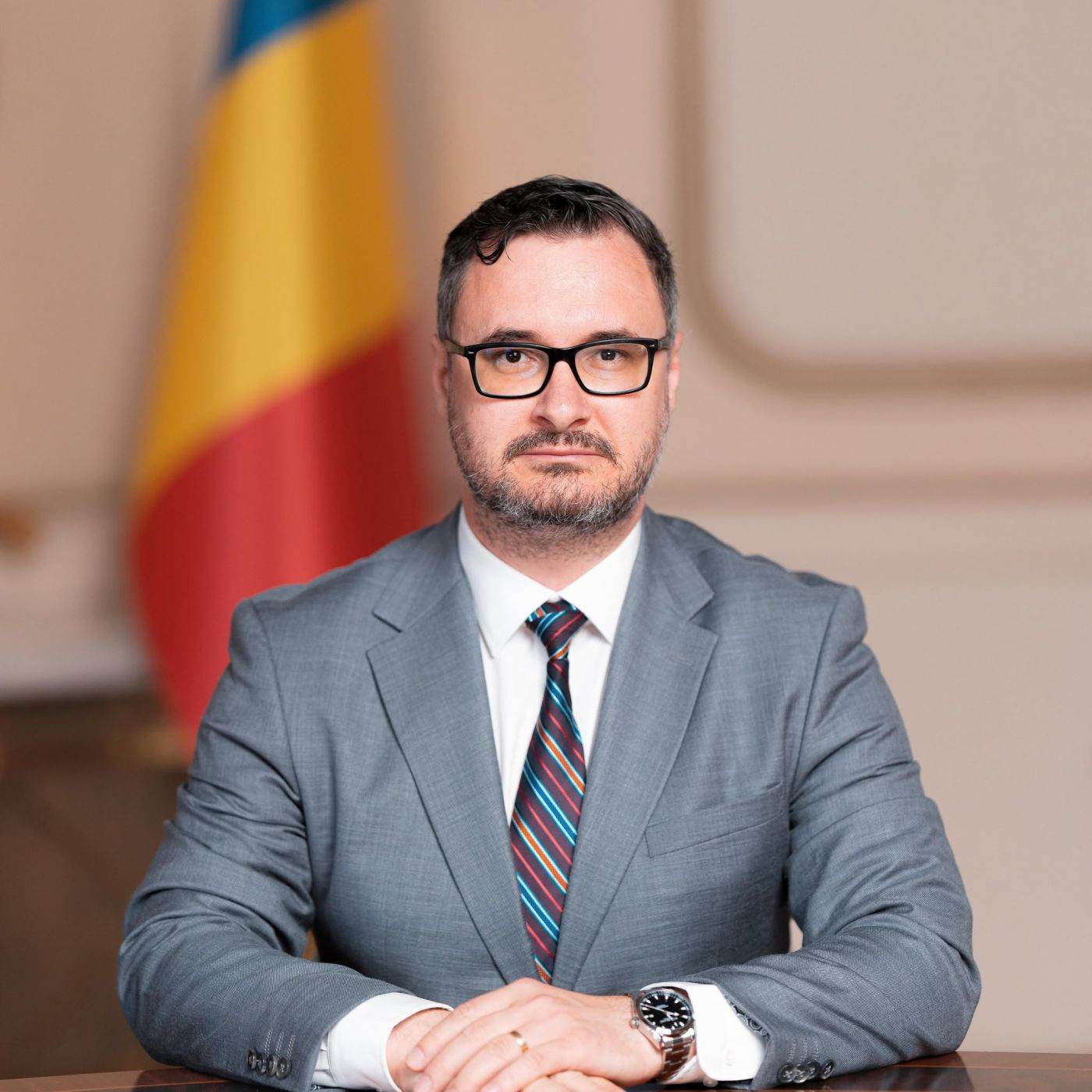Deputatul AUR Dan Tanasă este trimis în judecată pentru incitare la ură și discriminare împotriva imigranților