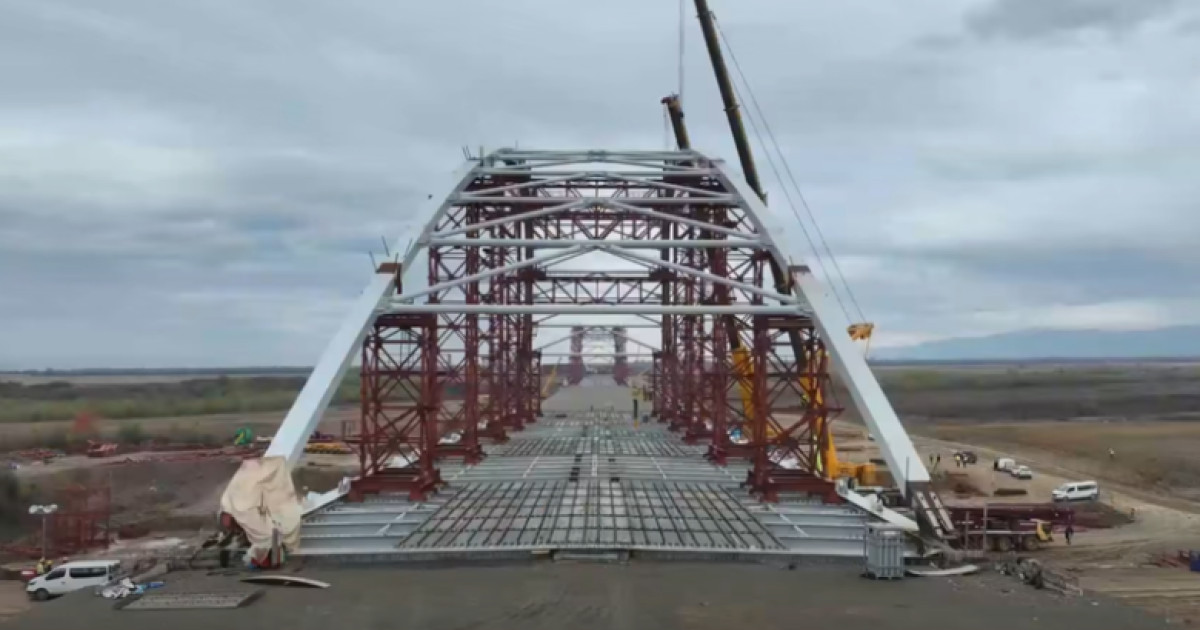 Stadiul lucrărilor la Autostrada Sibiu - Făgăraș: Proiectul A13 este în plină execuție