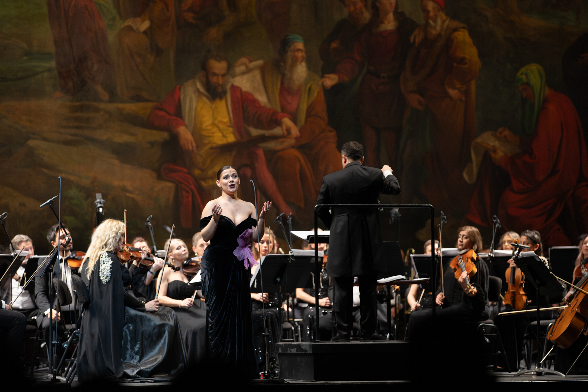 Orchestra Operei Naționale București a susținut o Gală de Operă pe scena Teatro di San Carlo din Napoli
