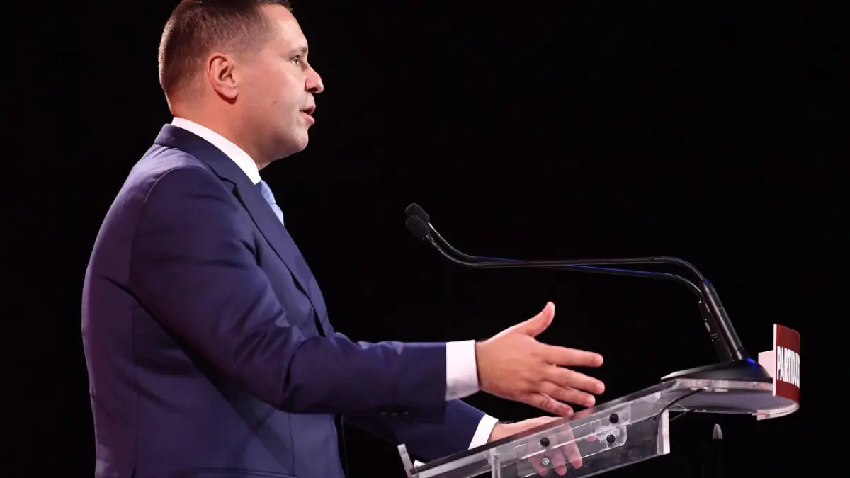 Corneliu Ștefan acuză Guvernul Bolojan că ignoră fabricile de armament din Dâmbovița în Programul SAFE