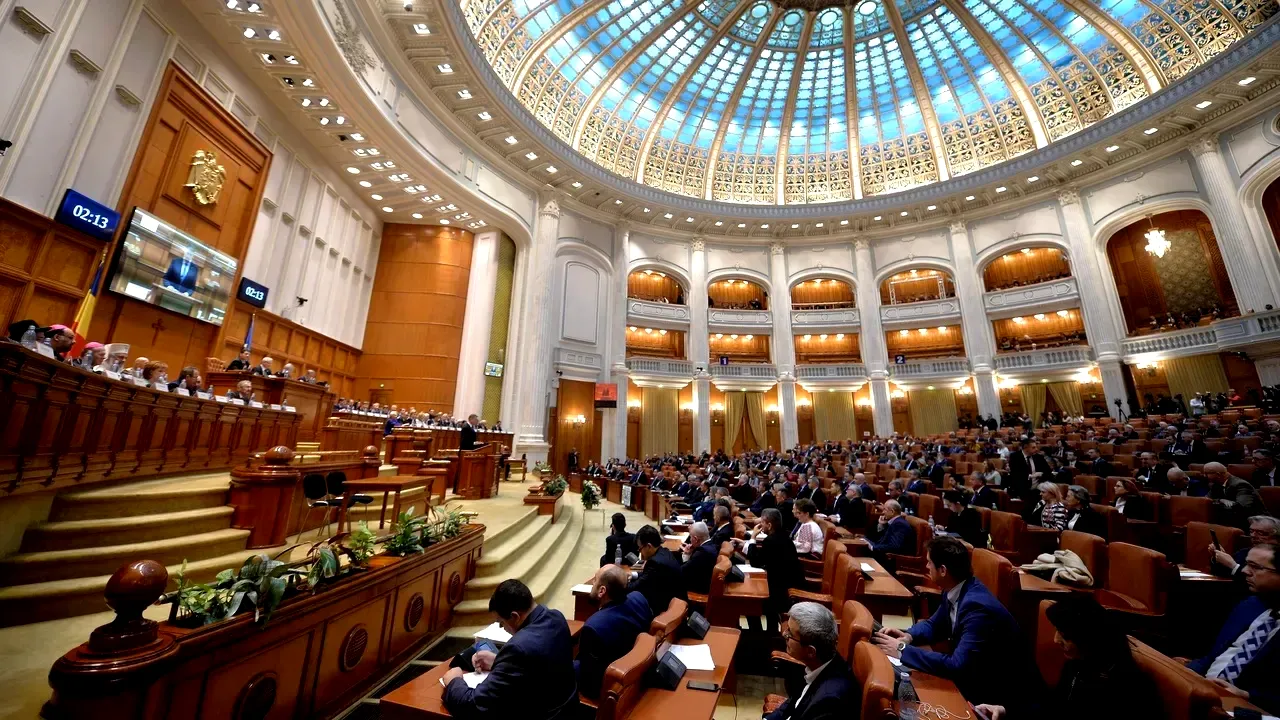 Senatul adoptă prelungirea interdicției de achiziție a produselor de securitate informatică din Rusia până în 2035