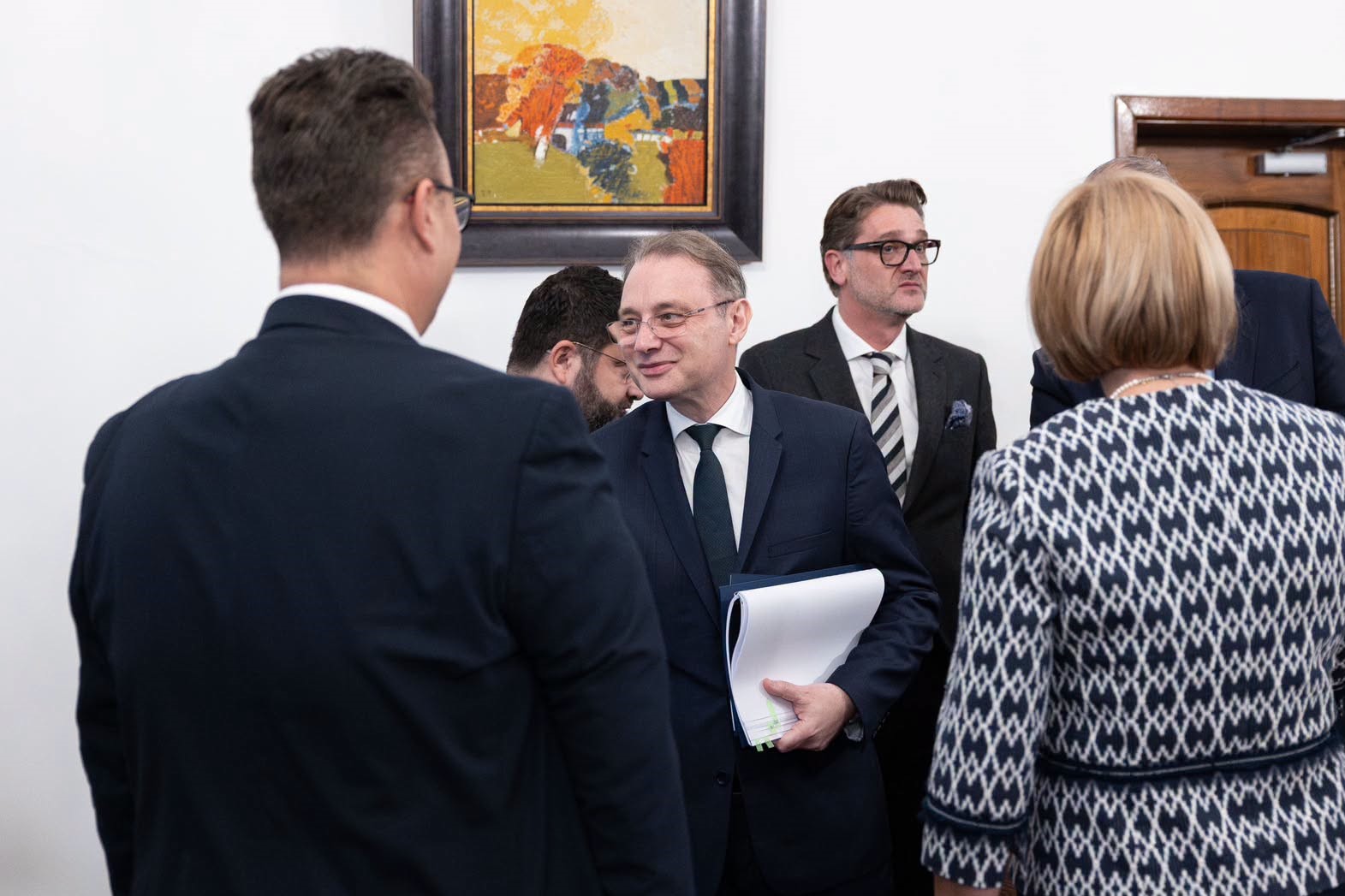 Luca Niculescu a transmis antreprenorilor români din Republica Moldova poziția Guvernului privind taxele