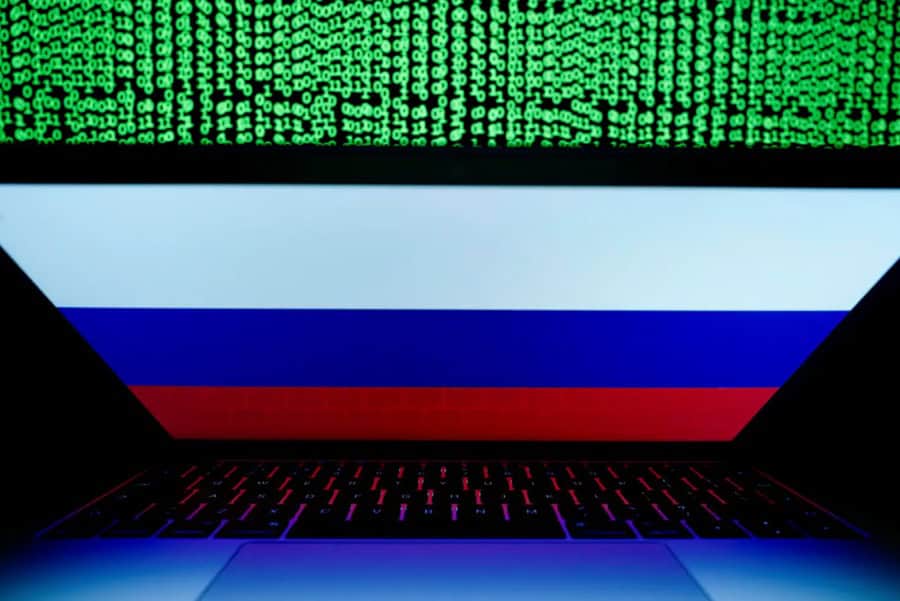 Senatul aprobă prelungirea interdicției utilizării software-ului rusesc în instituțiile publice până în 2035