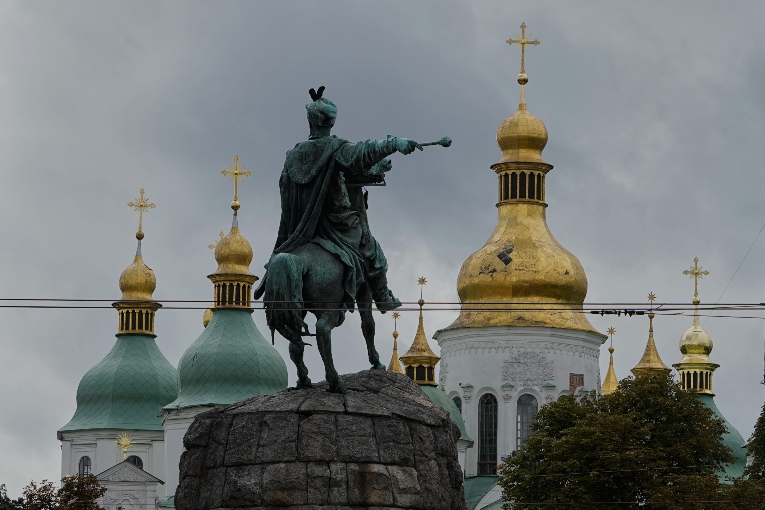București și Kiev semnează un acord de înfrățire pentru cooperare și sprijin reciproc în crize