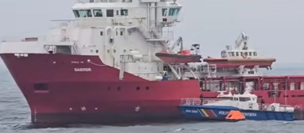 Nava KHORYV, lovită de dronă, a intrat în zona economică exclusivă a Bulgariei