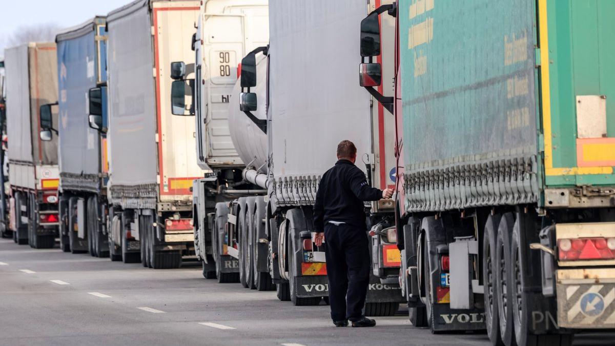 Avertisment din partea MAE pentru transportatorii români din cauza unor proteste la granița Turciei cu Bulgaria