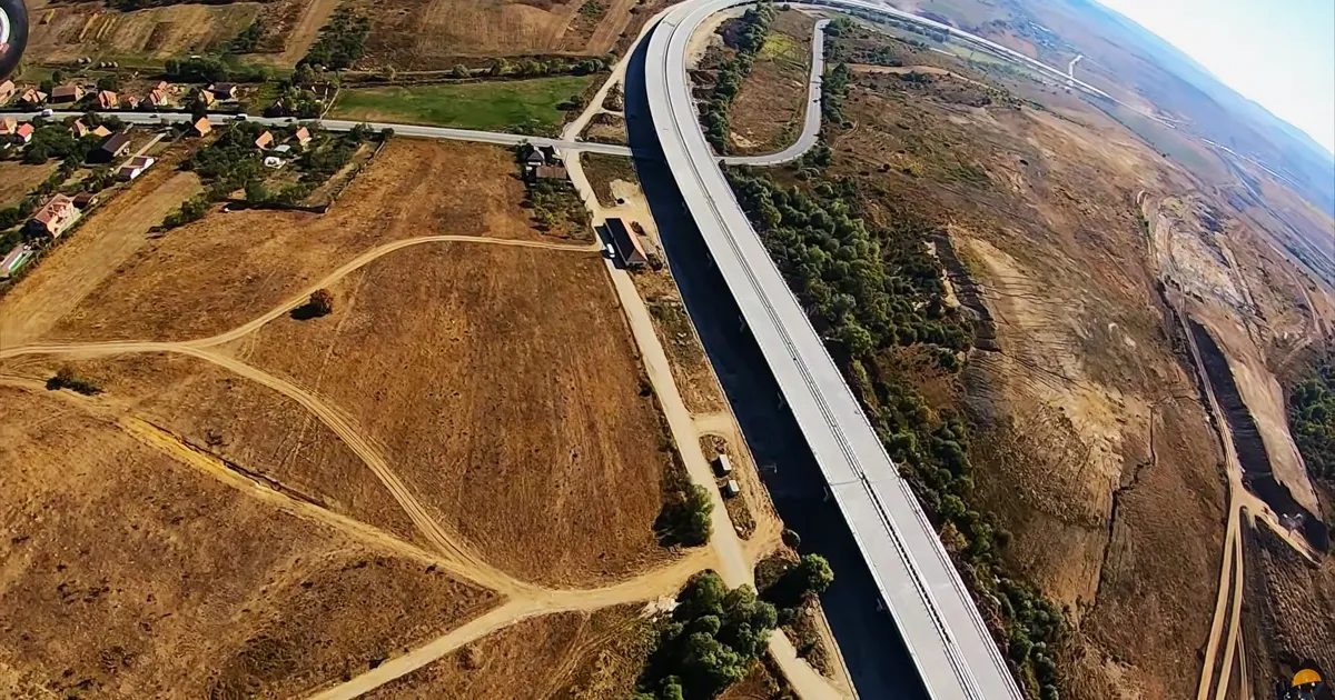 Sectorul Zimbor-Nădășelu de pe Autostrada Transilvania se apropie de finalizare după întârzieri semnificative