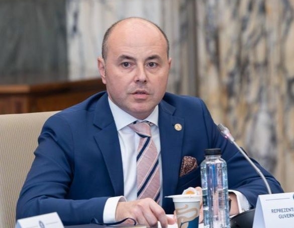 Proiect de lege care ar putea permite ofițerilor SIE să cerceteze penal colegii instituției