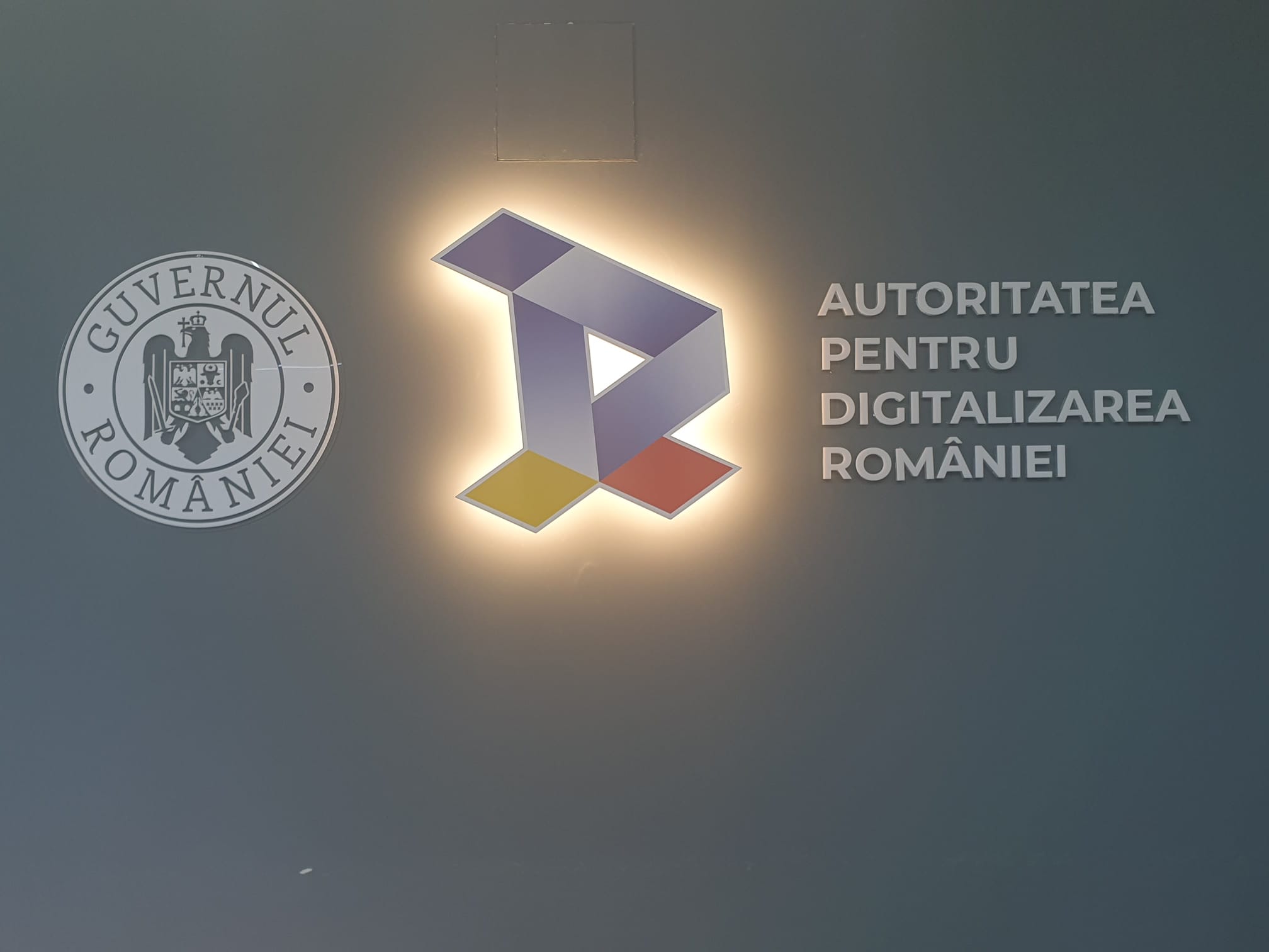 Autoritatea pentru Digitalizarea României lansează GIA, un asistent digital bazat pe inteligență artificială
