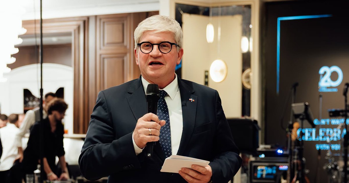 Ambasadorul Poloniei în România, Paweł Soloch, a anunțat demisia din cauza conflictului instituțional de la Varșovia