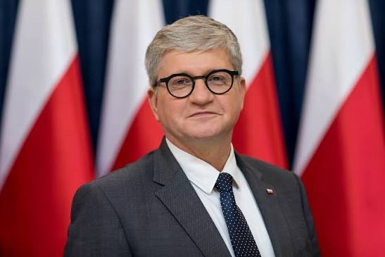 Criza instituțională din Polonia: Ambasadorul Republicii Polone la București și-a anunțat demisia