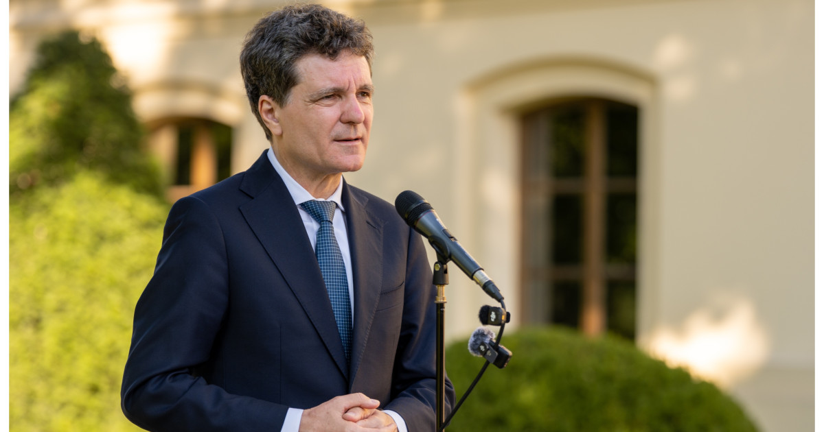 Nicușor Dan: Protejarea drepturilor românilor din Transcarpatia este o prioritate absolută a statului