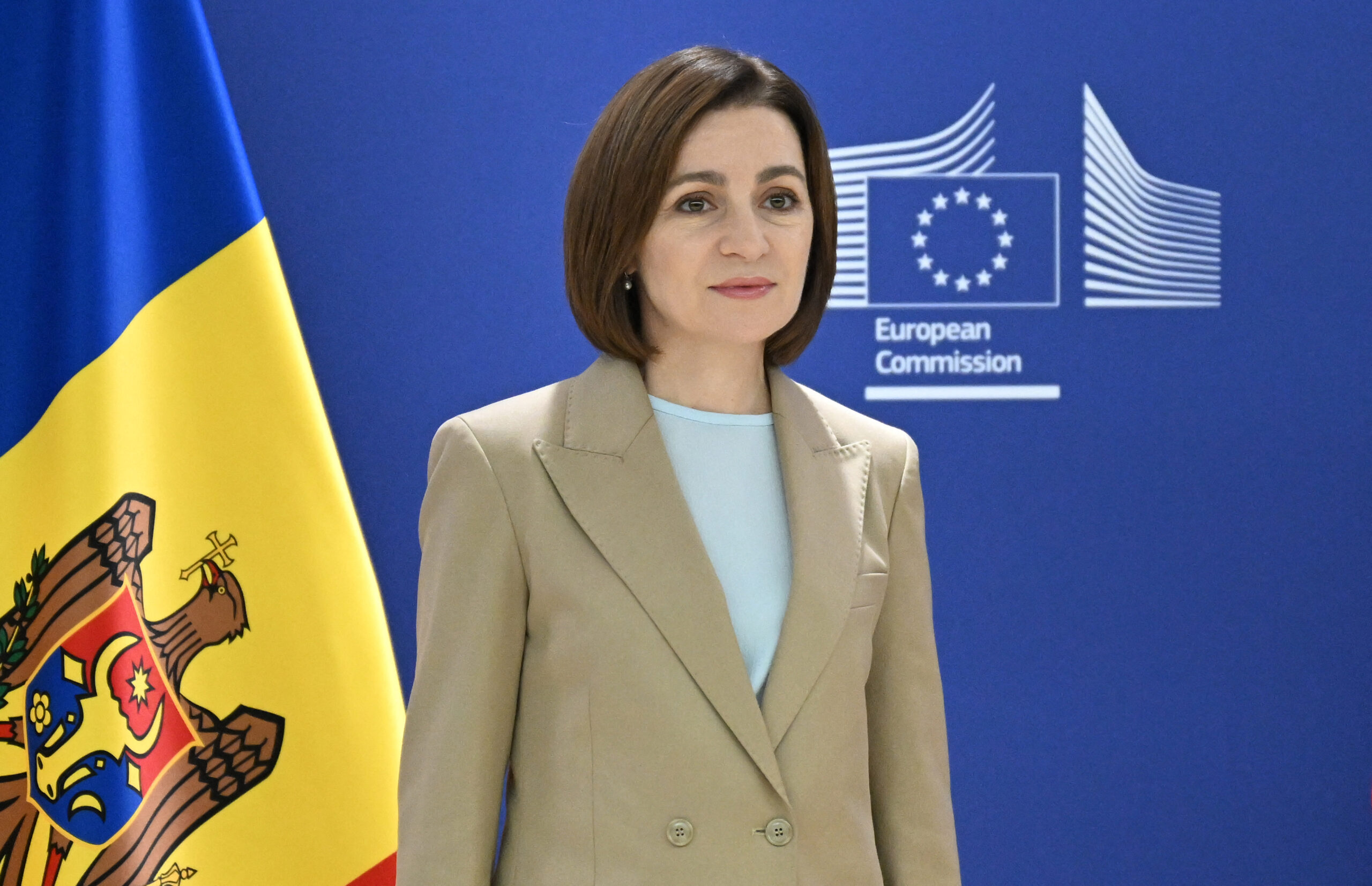 Parlamentul Republicii Moldova va decide marți instituirea stării de urgență în sectoarele energetic și hidrologic