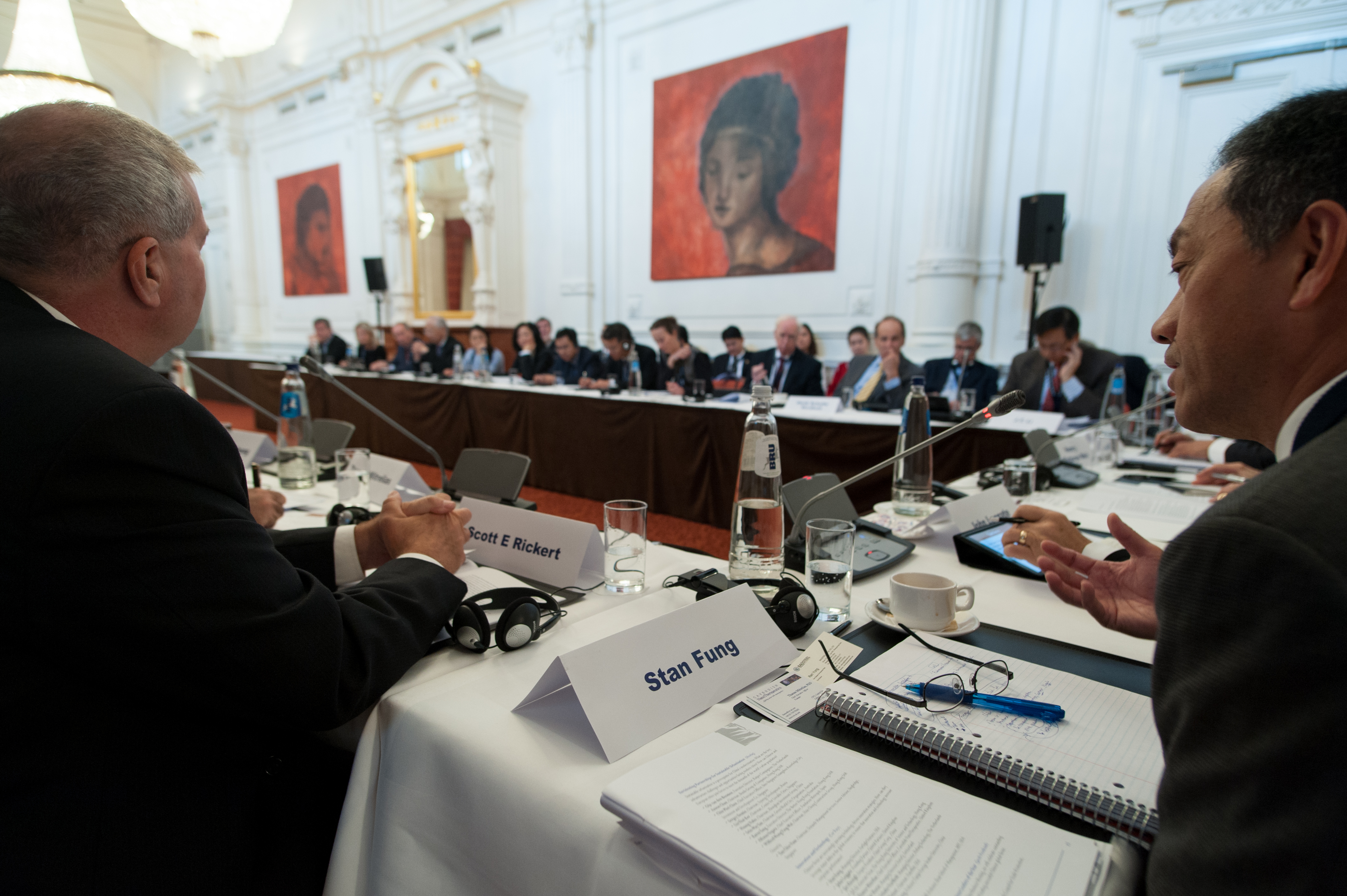 Întrebări despre formarea Guvernului din partea investitorilor americani la întâlnirea organizată de JPMorgan