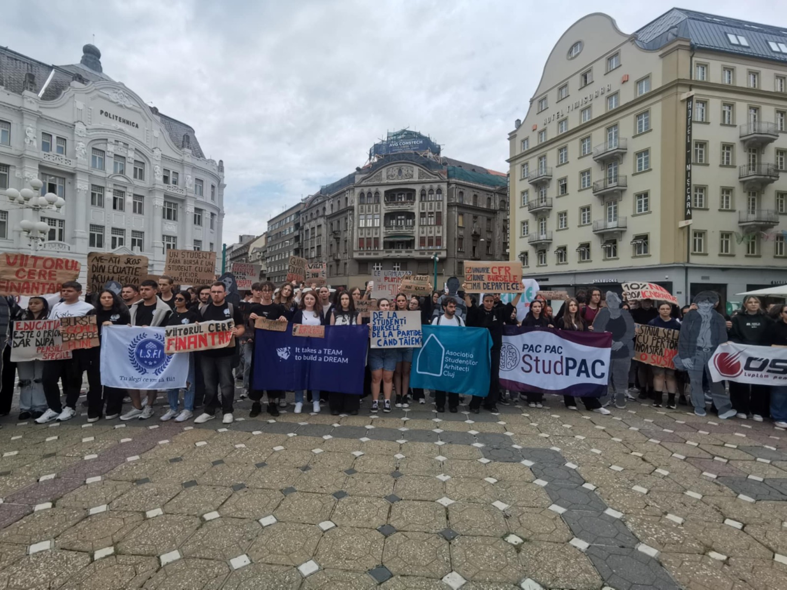 Primăria Timișoara simplifică procedura de stabilire a reședinței pentru studenți