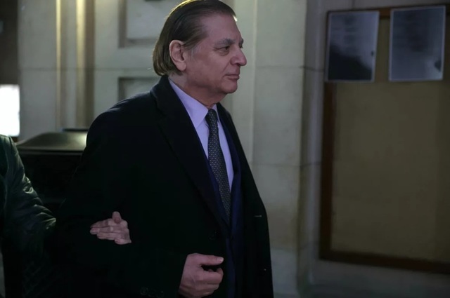 Paul de România solicită suspendarea predării către București în fața Curții de Apel din Paris