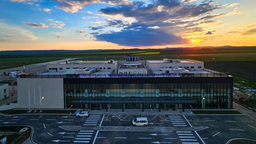 Majorarea salarială de 120% la Aeroportul Delta Dunării Tulcea în contextul traficului minim de pasageri
