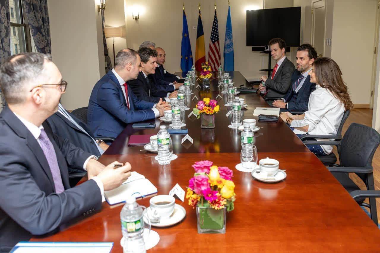 România propune crearea unui fond de investiții comun cu SUA prin intermediul DFC