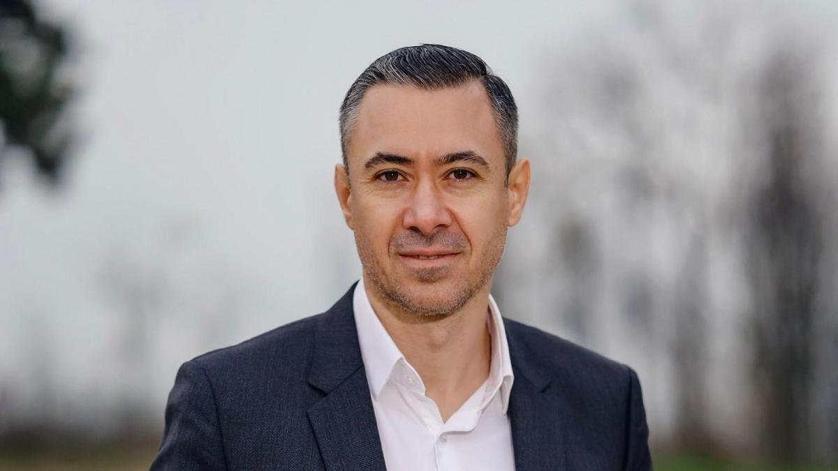Tensiuni politice în Olt după decizia Tribunalului Dolj privind administrarea cimitirului