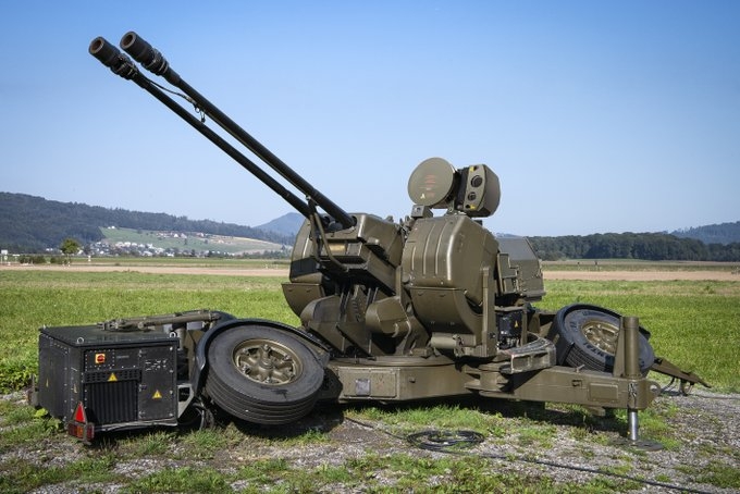Rheinmetall este penalizată cu zeci de mii de euro pe zi pentru întârzierea livrării sistemelor antiaeriene