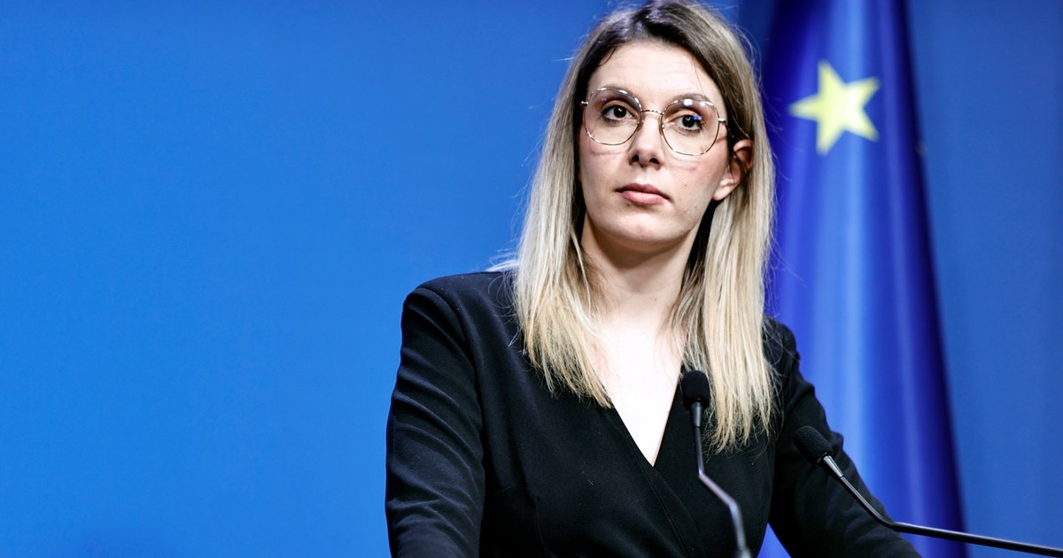 Solicitare de stare de alertă în Sintești pentru combaterea arderilor ilegale de deșeuri