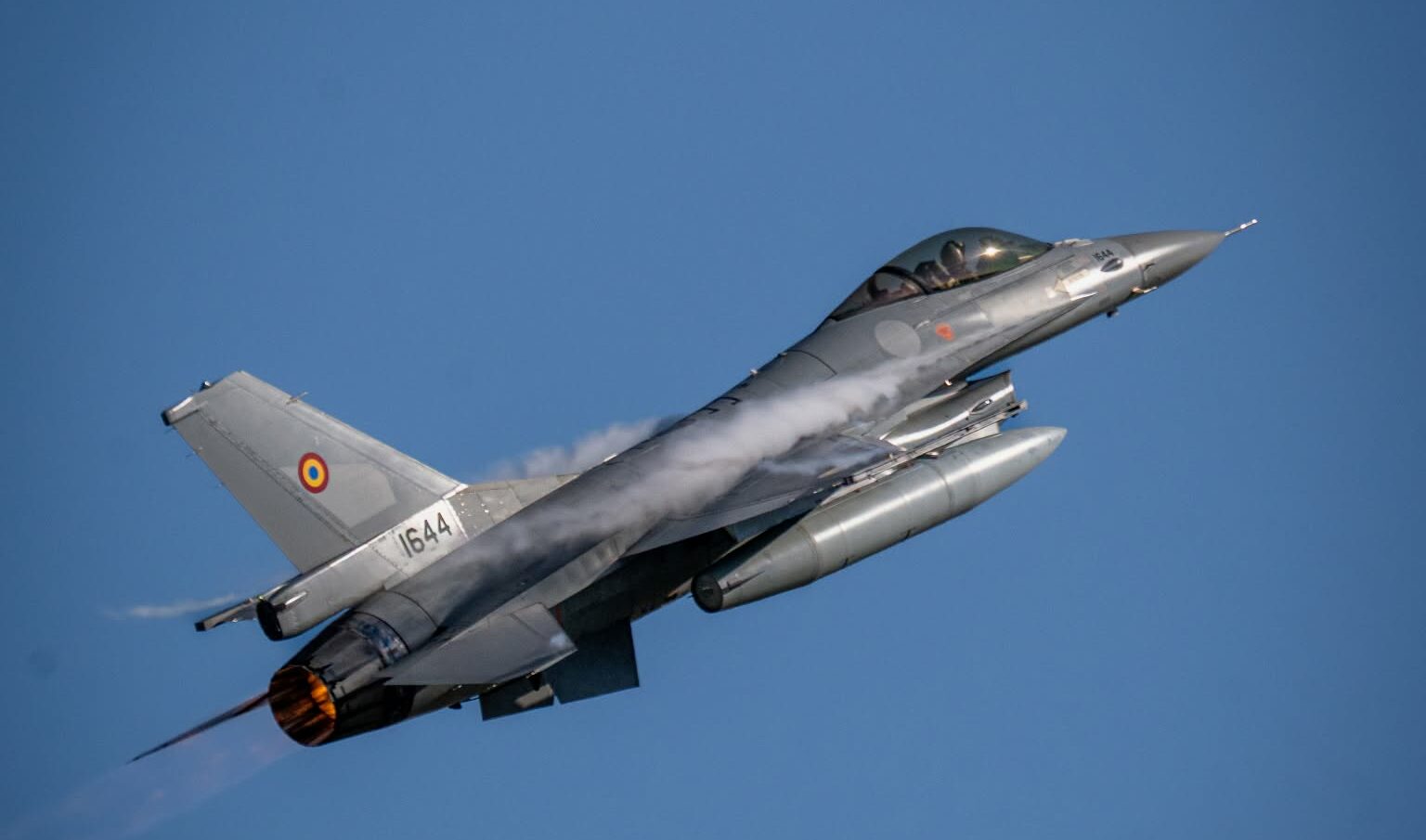 Alertă aeriană în estul țării: două avioane F-16 au fost ridicate de la sol în Galați și Tulcea
