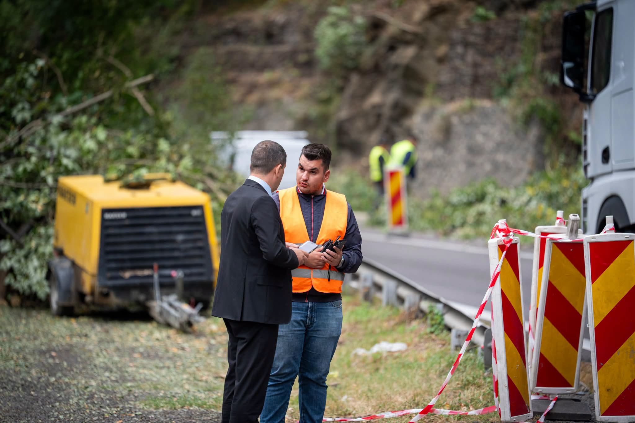 Ministrul Transporturilor, Radu Miruță, a criticat gestionarea lucrărilor de pe Valea Oltului