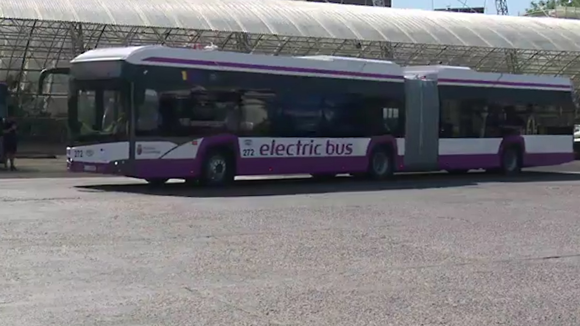 Municipiul Cluj-Napoca și CTP investesc 28,6 milioane lei în 10 autobuze hibride articulate