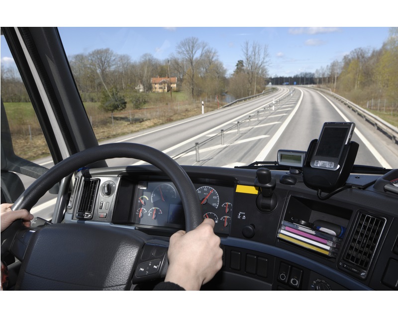 Patronatul transportatorilor solicită amânarea sancțiunilor pentru noul sistem TollRo