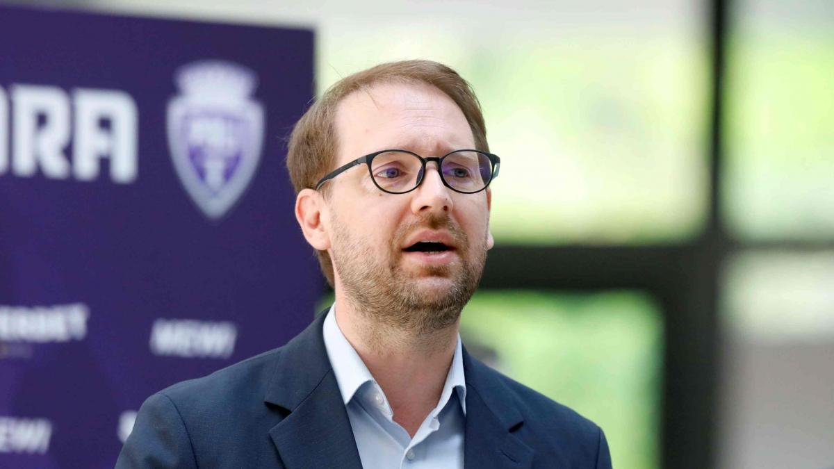 Dominic Fritz își încheie mandatul de primar al Timișoarei ca urmare a noii Legi a integrității