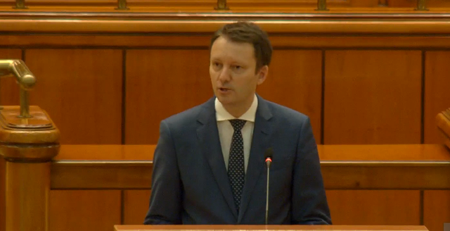 Siegfried Mureșan prezintă proiectul de guvernare în fața Parlamentului: „Vom guverna pe bază de competență și adevăr”