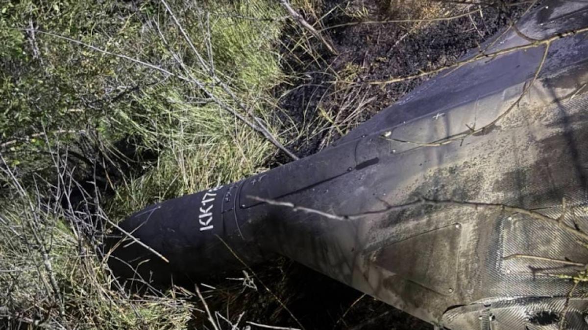 O dronă Geran s-a prăbușit în Republica Moldova, provocând explozii și cratere în pădure