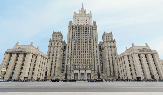 Rusia expulzează diplomați maghiari ca răspuns la deciziile luate de Budapesta