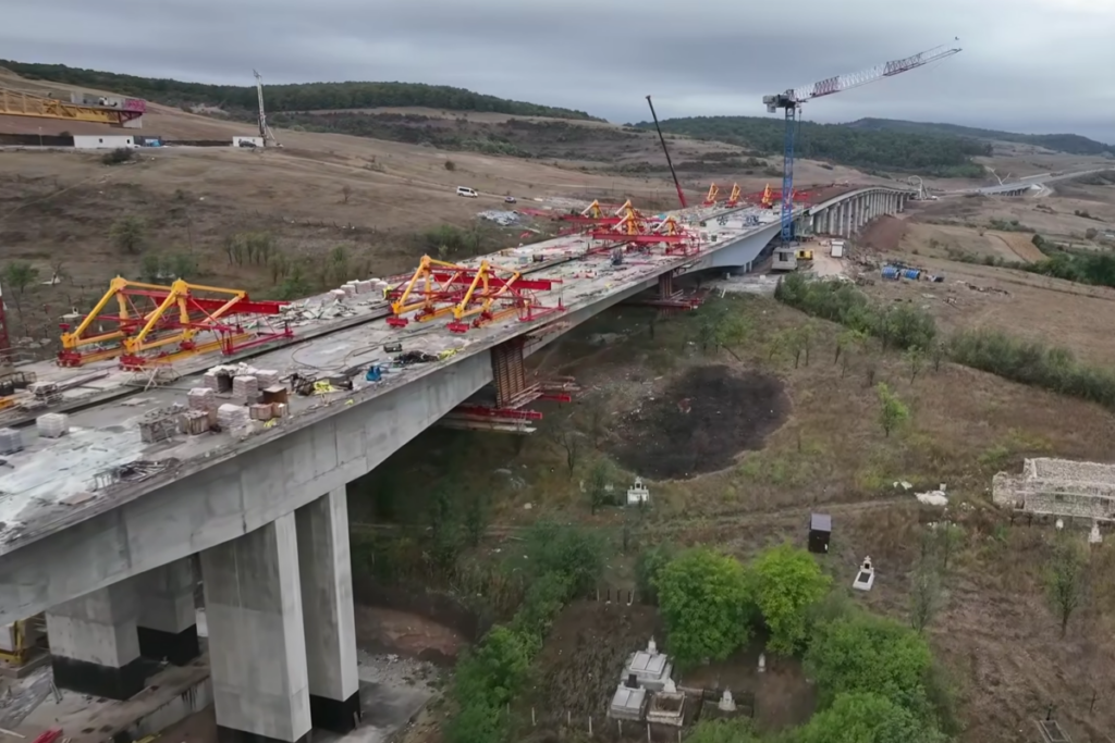 Stadiul lucrărilor la viaductele de pe Autostrada Transilvania A3: Progres de 86% pe secțiunile Nădășelu – Zimbor