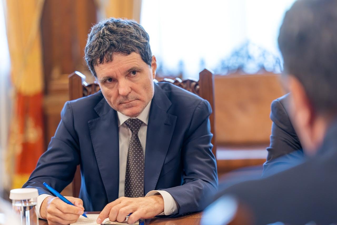 Nicușor Dan convoacă partidele la Palatul Cotroceni pentru consultări privind un nou prim-ministru