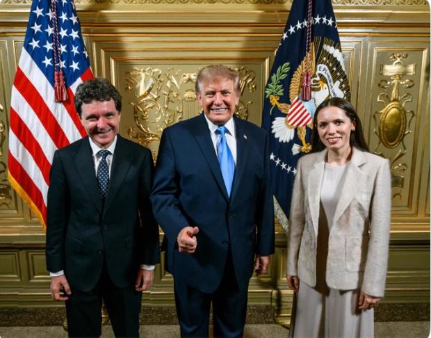 Administrația Prezidențială clarifică autenticitatea fotografiei lui Nicușor Dan cu Donald Trump
