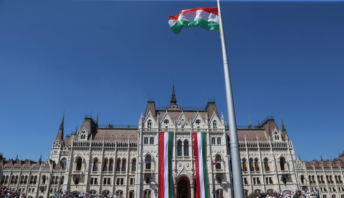 Conferință la Budapesta pentru marcarea a 30 de ani de la semnarea Tratatului de cooperare dintre România și Ungaria